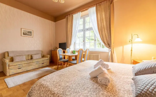Apartments Villa Golf - Flucher Turizem