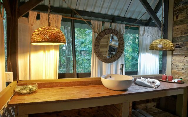 Almonds and Corals Boutique Hotel