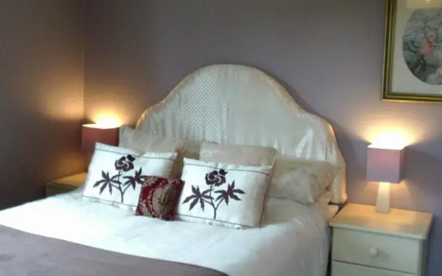 B&B Brookside Cottage