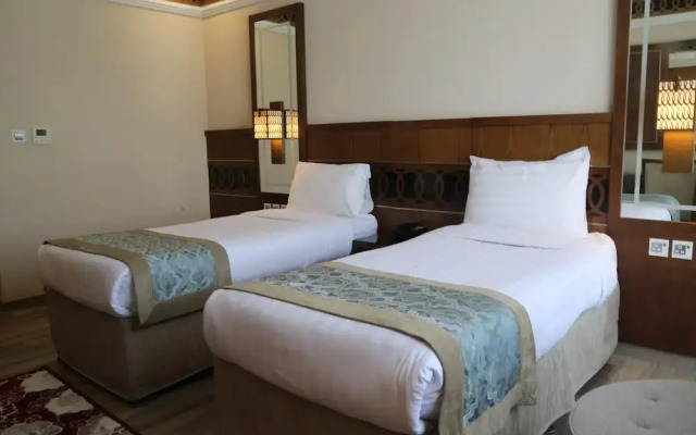 Violet Hotel