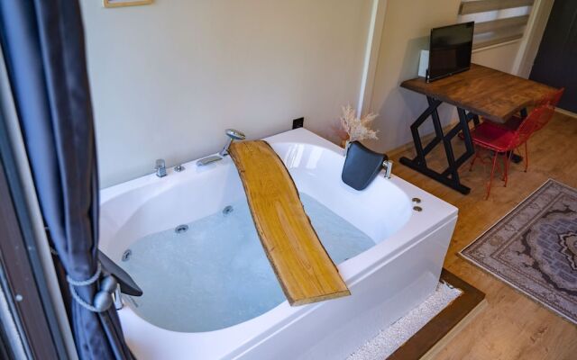 Montana Suite Bungalow