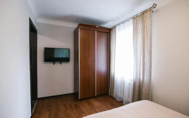 Apartments on Amur Boulevard 12