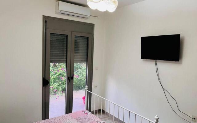 Charming House in Souda, Near Chania, Crete