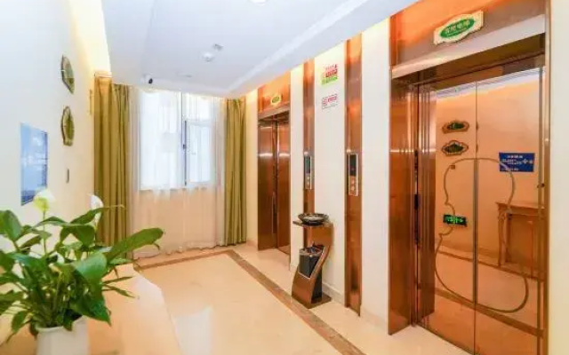 Vienna 3 Best Hotel (Linyi Luozhuang District Government Shuangyue Lake)