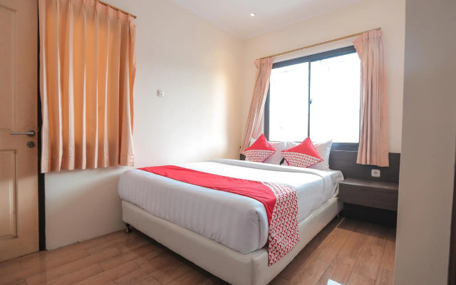 Capital O 141 Fatmawati Cozy Residence