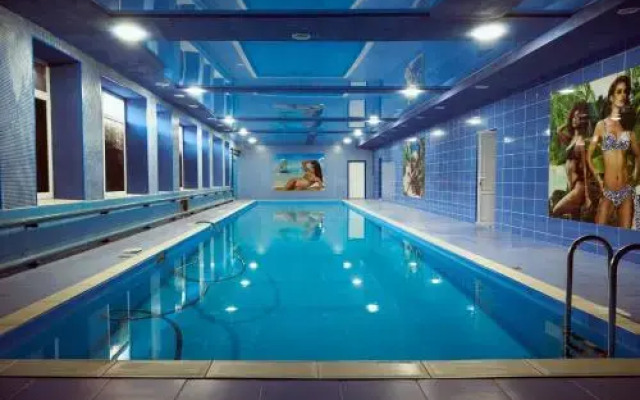 Hotel Royal (Отель Роял)