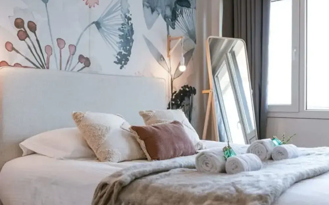Bright Seaview Apartment in Oostende