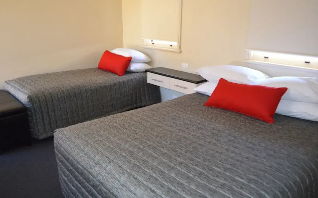 Prince of Wales Motel