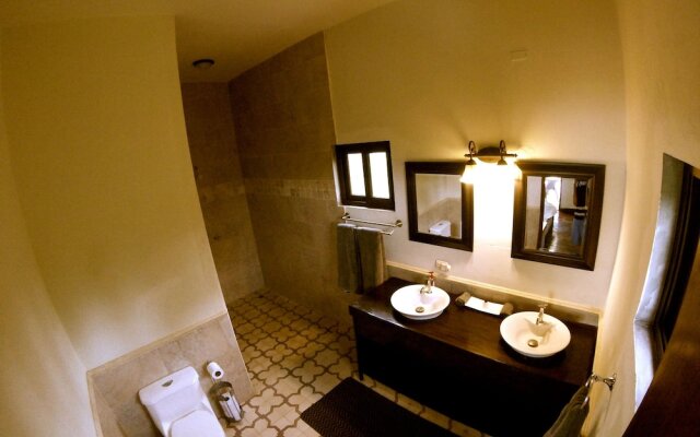 Arte-Sano Hotel Cafe