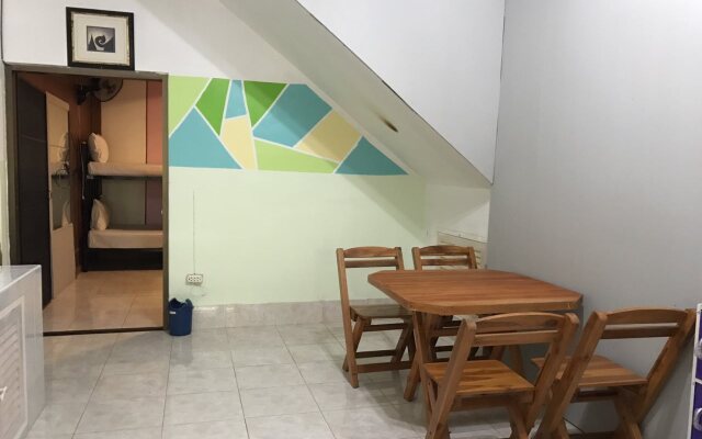 OYO 75304 Riverside Guesthouse