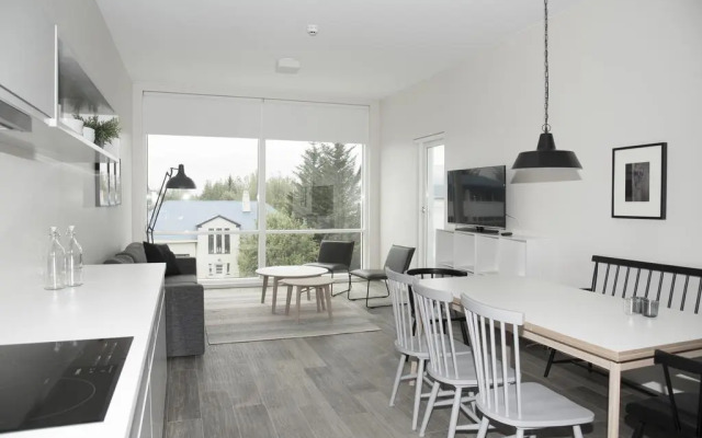 Bella Apartments & Rooms