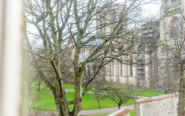 Minster Townhouse by York Minster