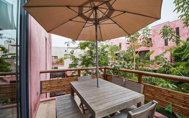 2 Bedrooms Apartment with Private Terrace