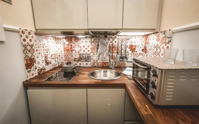 Acacia Firenze -Timo