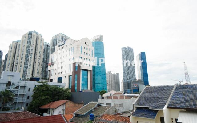 Tomang Gelong Guest House Syariah RedPartner