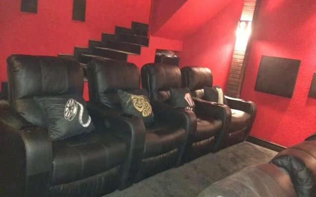 Villa at Pleasant Lake