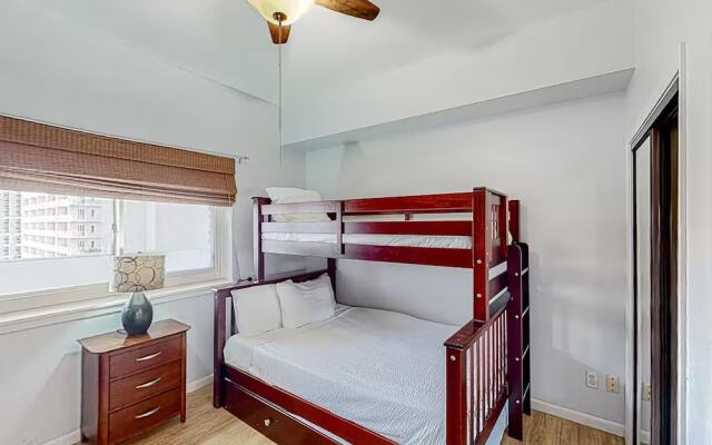 Tops'l Beach Manor C-804