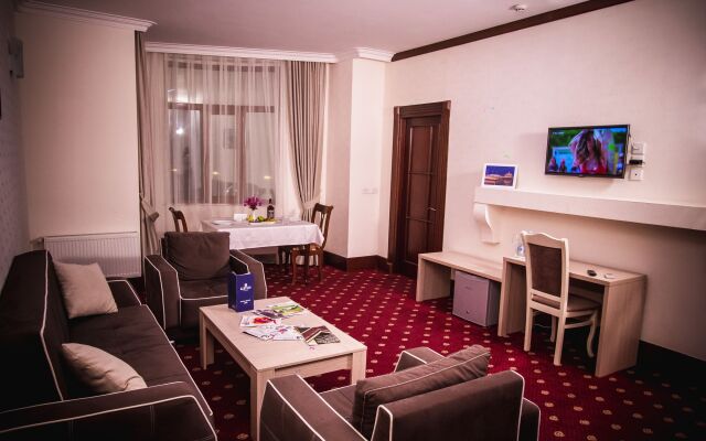 Baku İnn Hotel