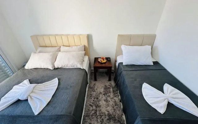 Laar Hotel