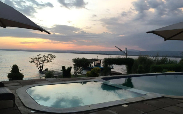 Impala Ecolodge