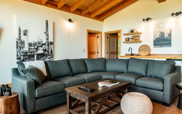 Haida House at Tllaal