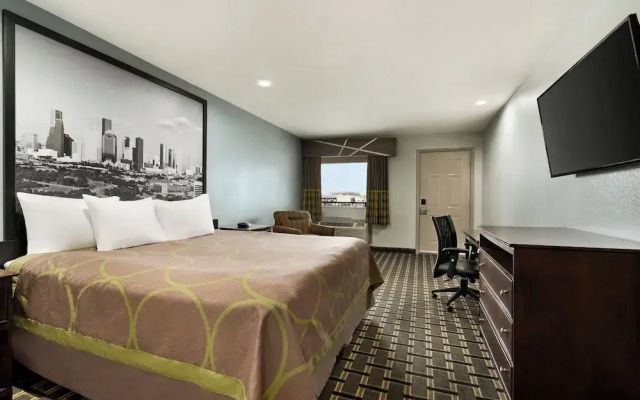 OYO Crystal Inn