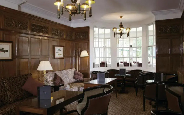 Macdonald Compleat Angler