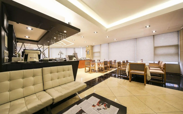 Hotel Biz Inn
