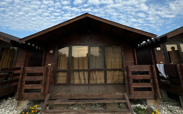 Поляна (Алахадзы)