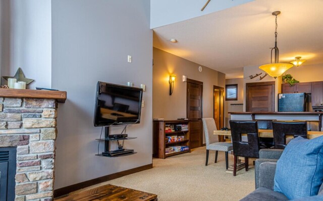 Stones Throw #26 By Bear Country