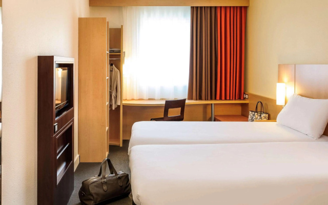 ibis Lugano Paradiso – Guest Rooms – Paradiso