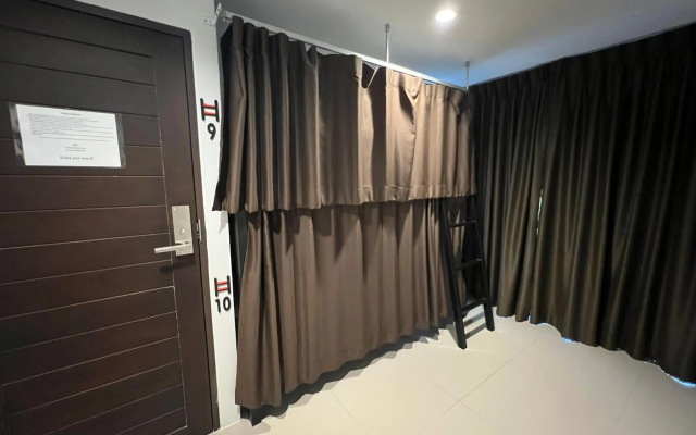 Litera Hostel