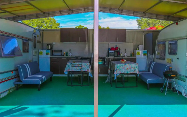 Sunny House Caravans