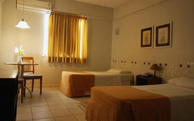 Tarik Fontes Plaza Hotel