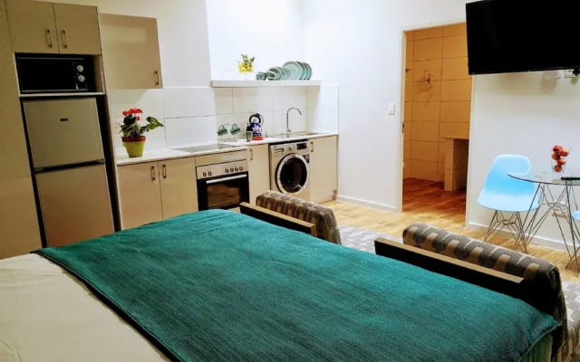 Urban Oasis ApartHotel