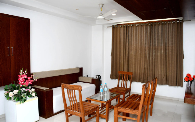 Hotel Pushpak Resort