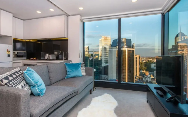 JHT - 1 BRM Apartment, Superb Central, Sky Tower view