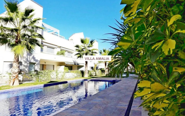 Beach Apartment Amalia