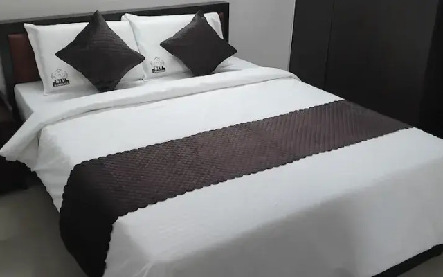 SLV Aashraya Apartment Stay