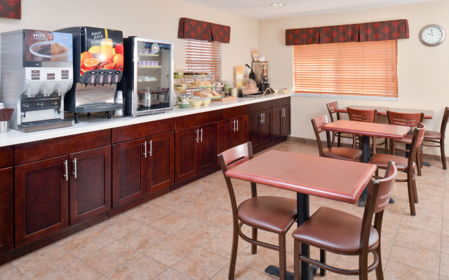 Sleep Inn & Suites