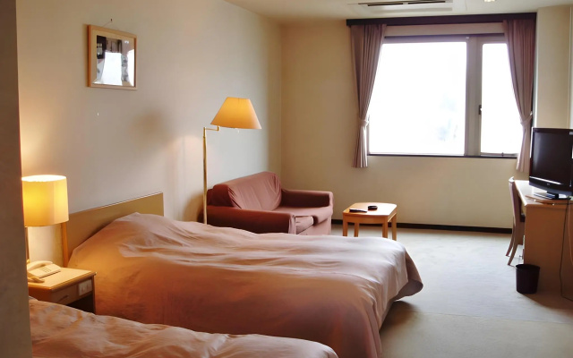 Tateyama Sunset Beach Hotel – Guest Rooms – Tateyama