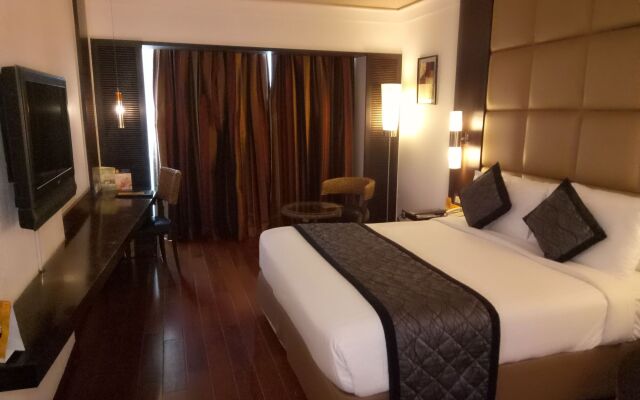 Iris Hotel