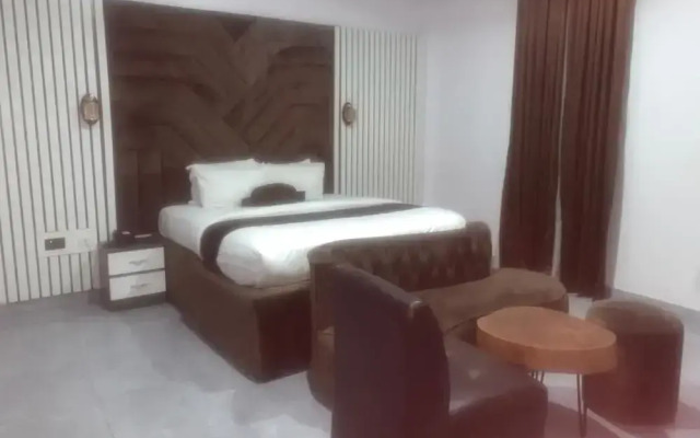 De Bay Lux Hotel and suits