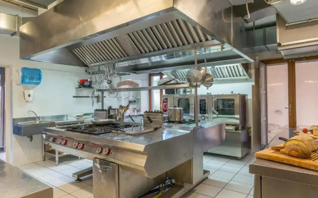 CASALE BROLIO 12&2, Emma Villas