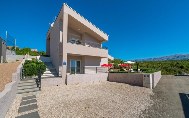 Stunning Home in Posedarje With 4 Bedrooms, Wifi and Outdoor Swimming Pool