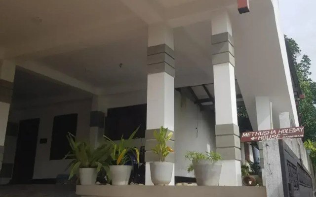 Methusha Holiday House
