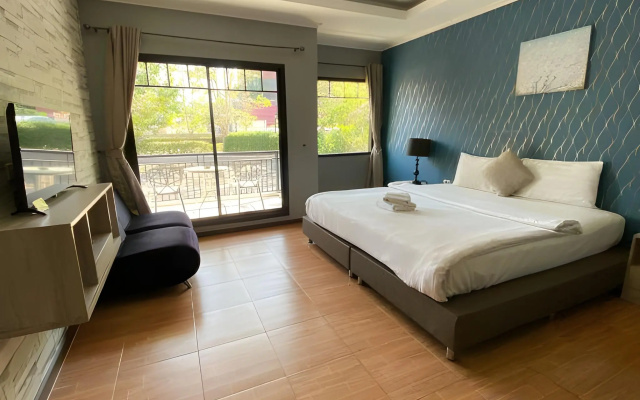 The Tamnan Pattaya Hotel & Resort