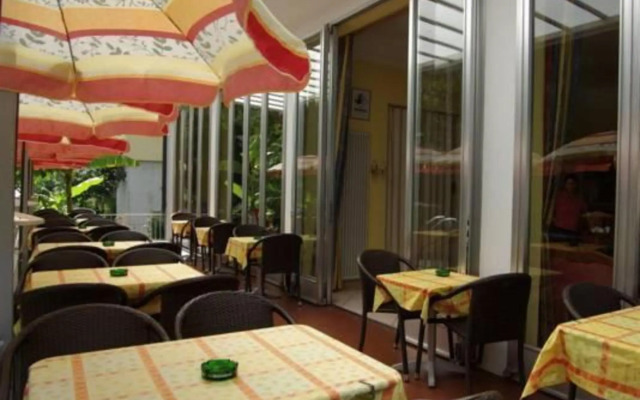 Hotel Excelsior