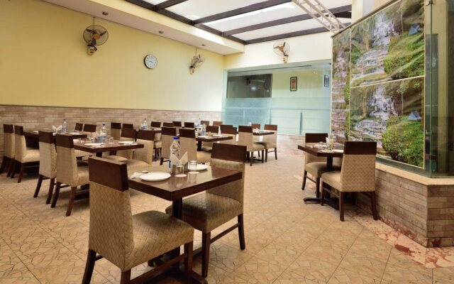 FabHotel Marble Arch Karol Bagh
