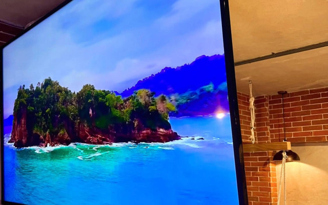 CLOCKWORKORANGE Luxury Suites